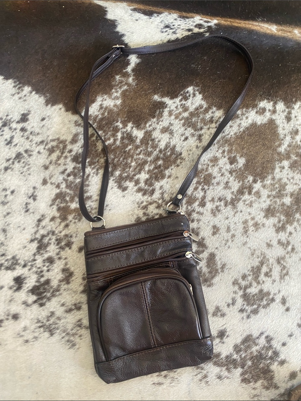 Classic Leather Crossbody Bag in Dark Brown